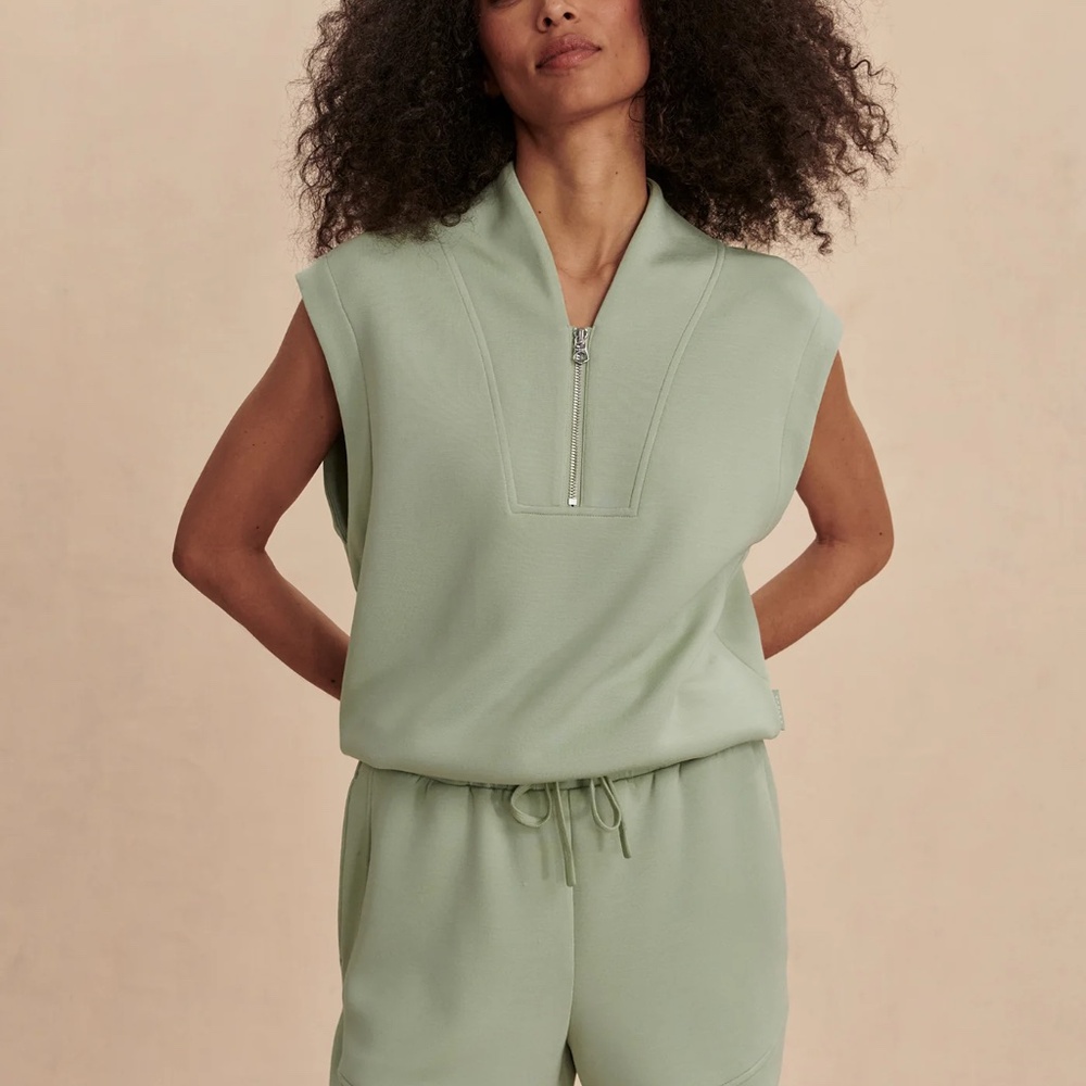 Varley Loretta Half-Zip Sleeveless Sweat Color Snow Sage Size M